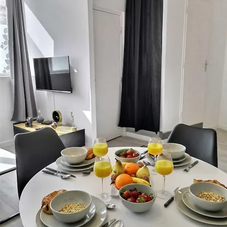 Plain-pied Terrasse Privee - Ideal Festival Bd - 4p Apartment *