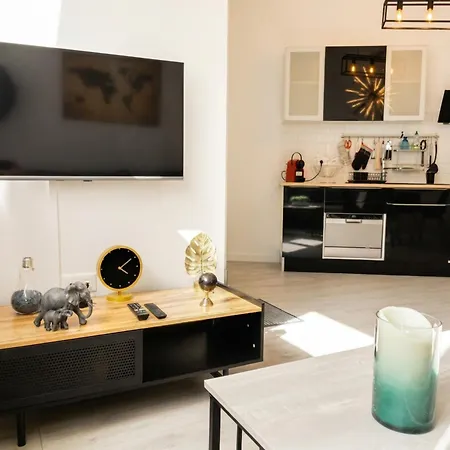 Plain-pied Terrasse Privee - Ideal Festival Bd - 4p Apartment *